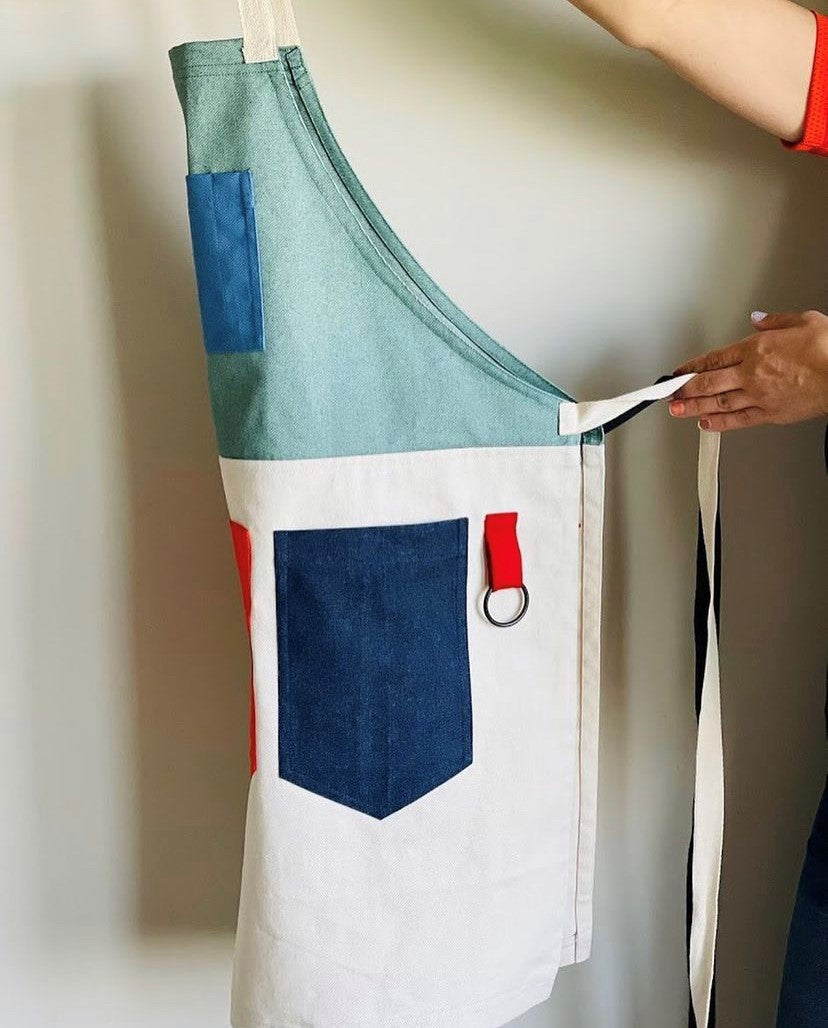 Signature Premium Sauce Queen Apron